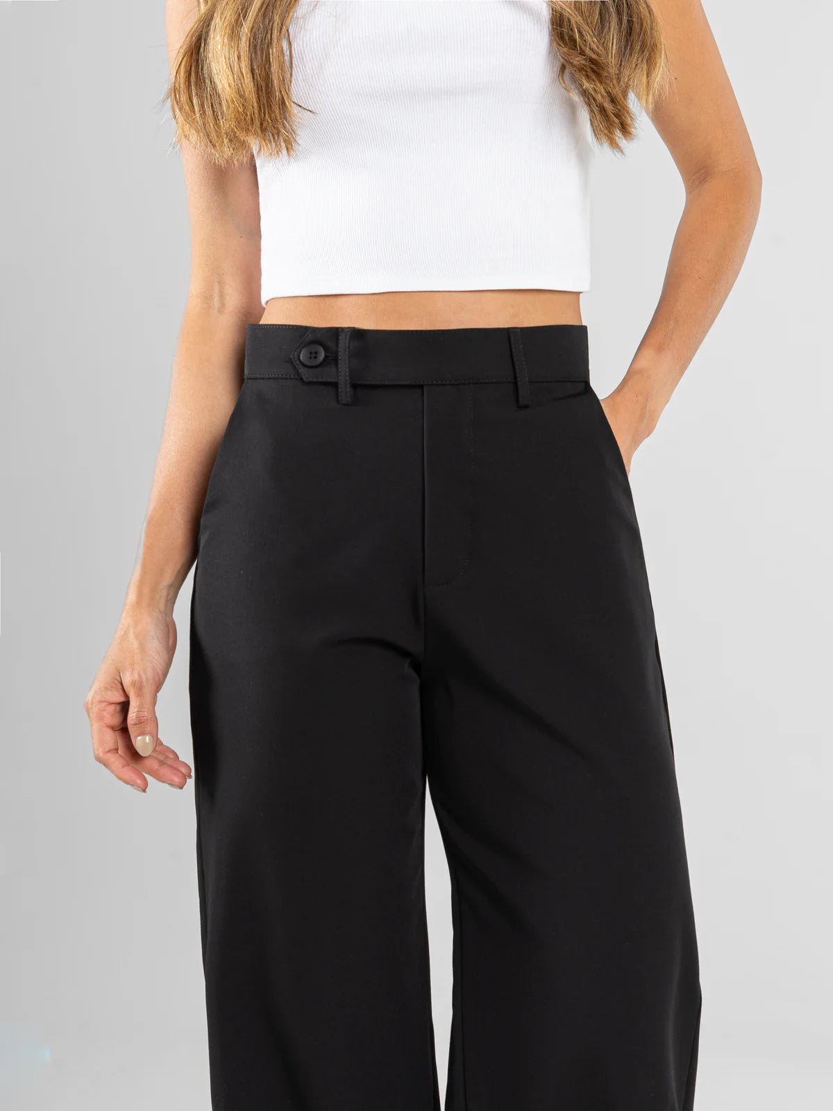 Strap straight pants