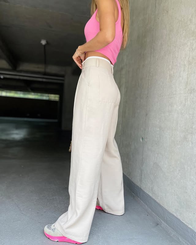 White waist pants