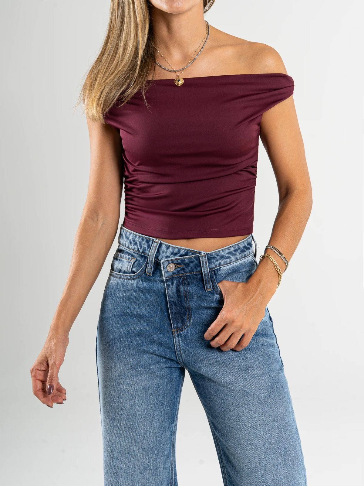 Offshoulder Top
